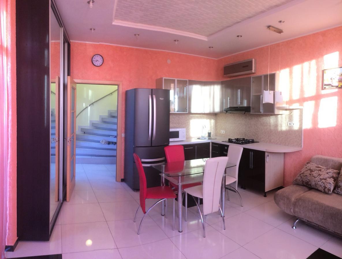 Тownhouse 84 Βίλα Petropavlovskaya Borshchagovka Εξωτερικό φωτογραφία