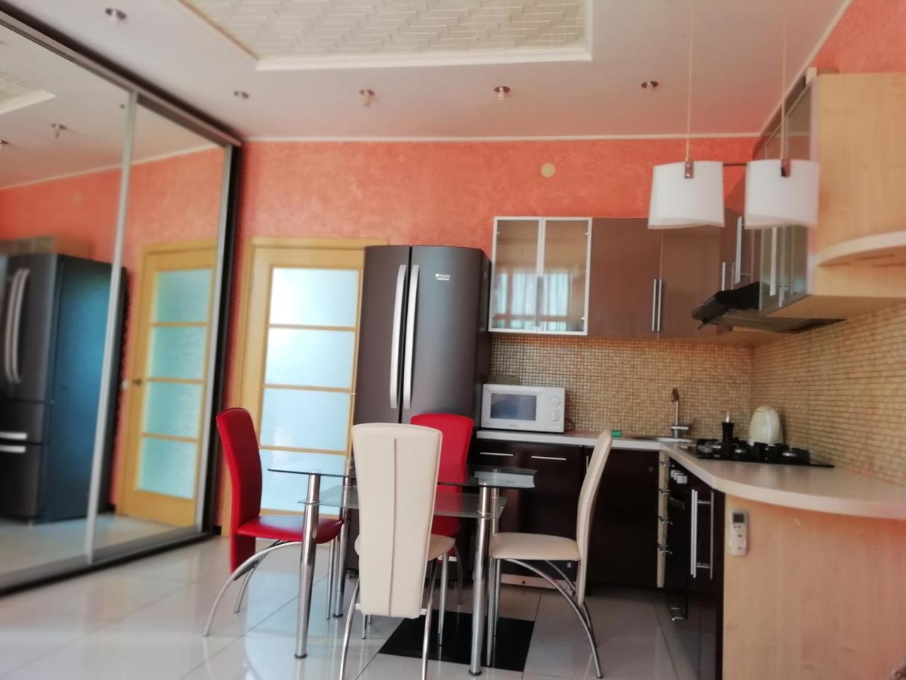 Тownhouse 84 Βίλα Petropavlovskaya Borshchagovka Εξωτερικό φωτογραφία