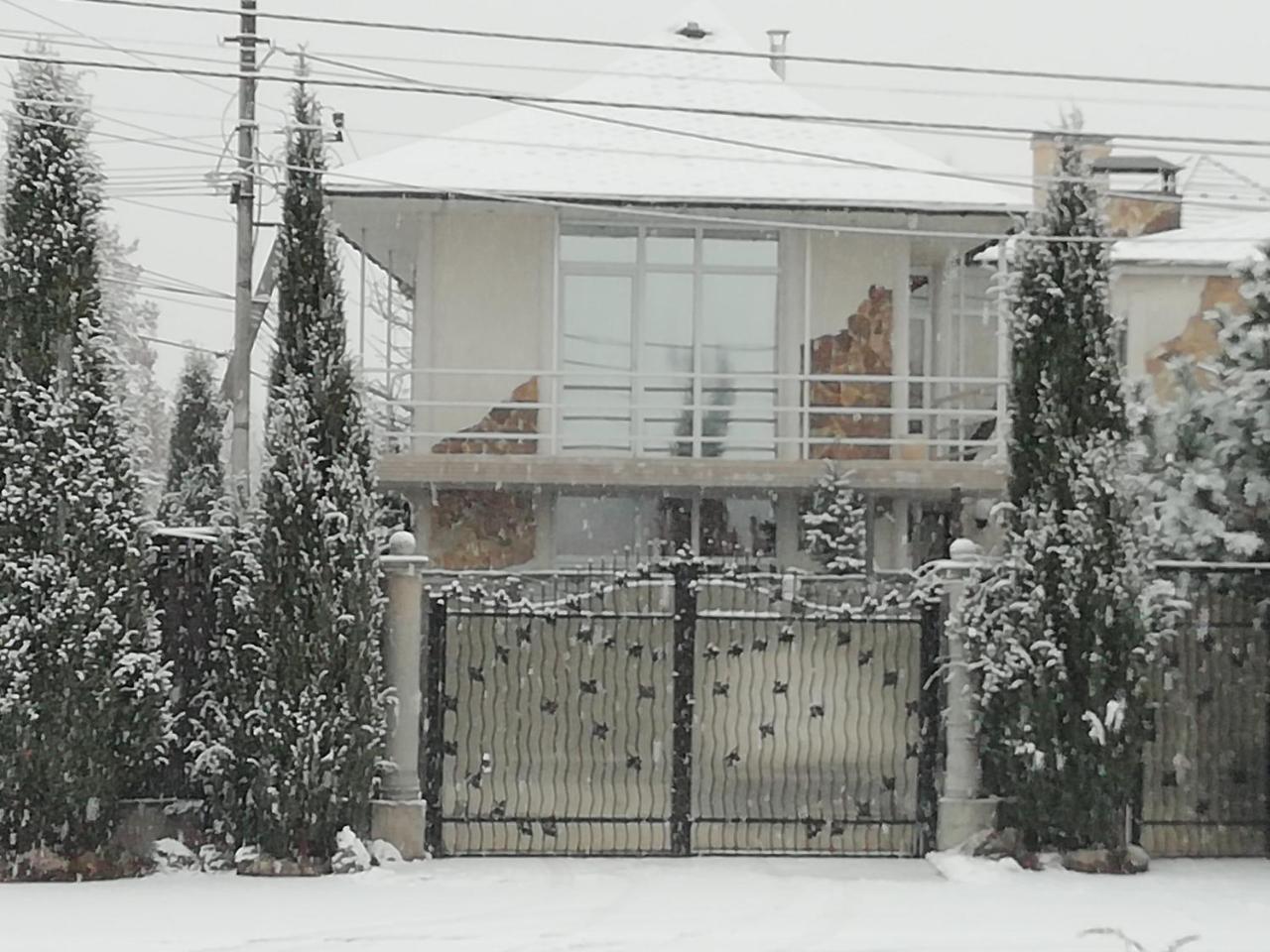 Тownhouse 84 Βίλα Petropavlovskaya Borshchagovka Εξωτερικό φωτογραφία